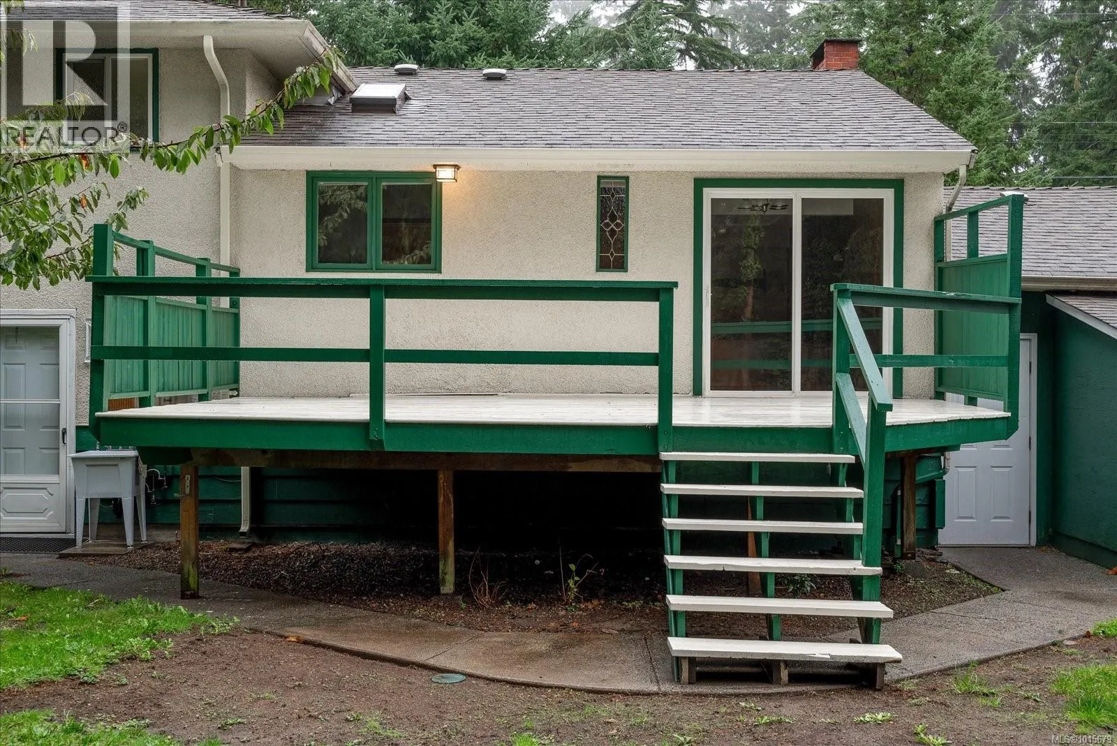 2385 Marlborough Dr