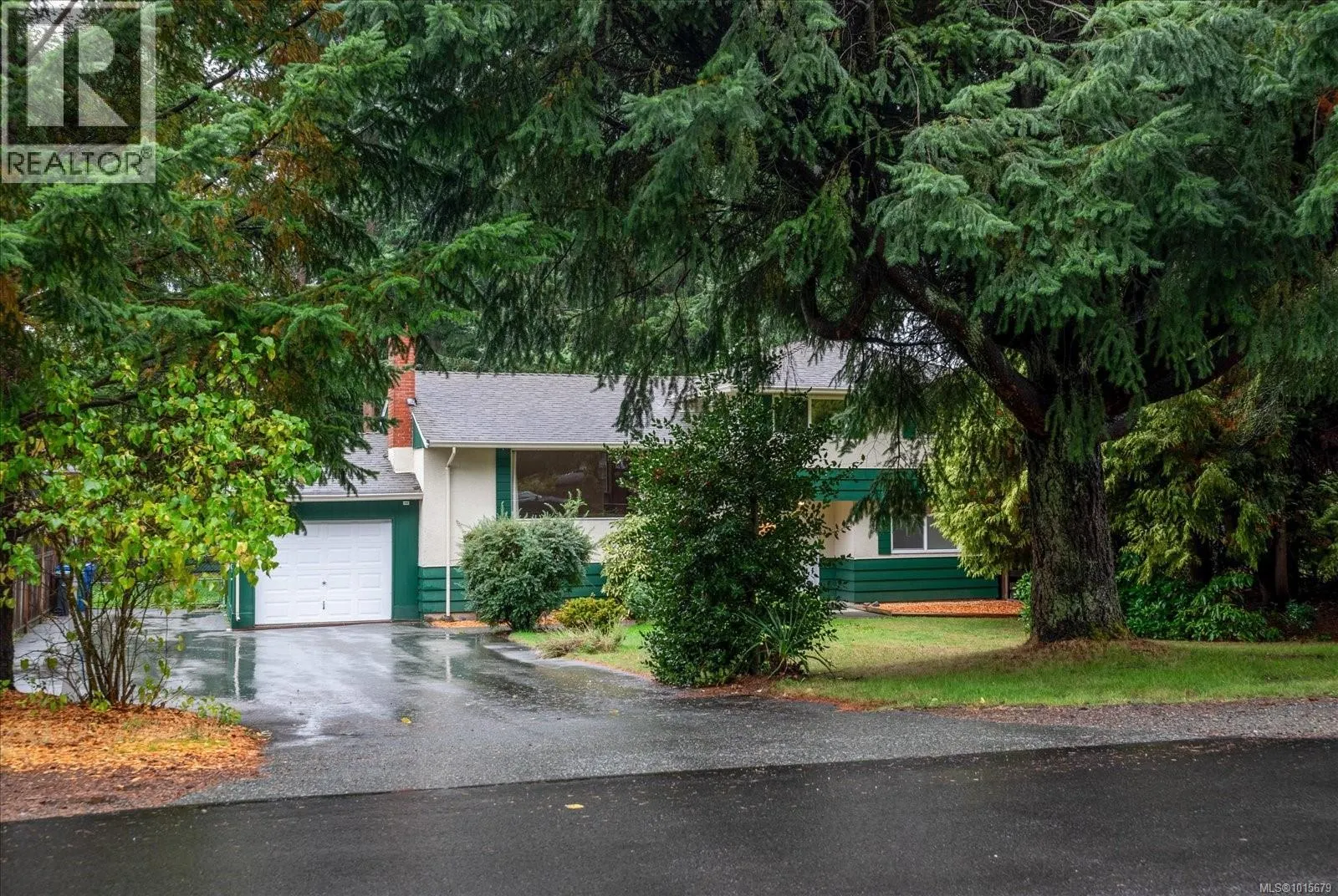 2385 Marlborough Dr