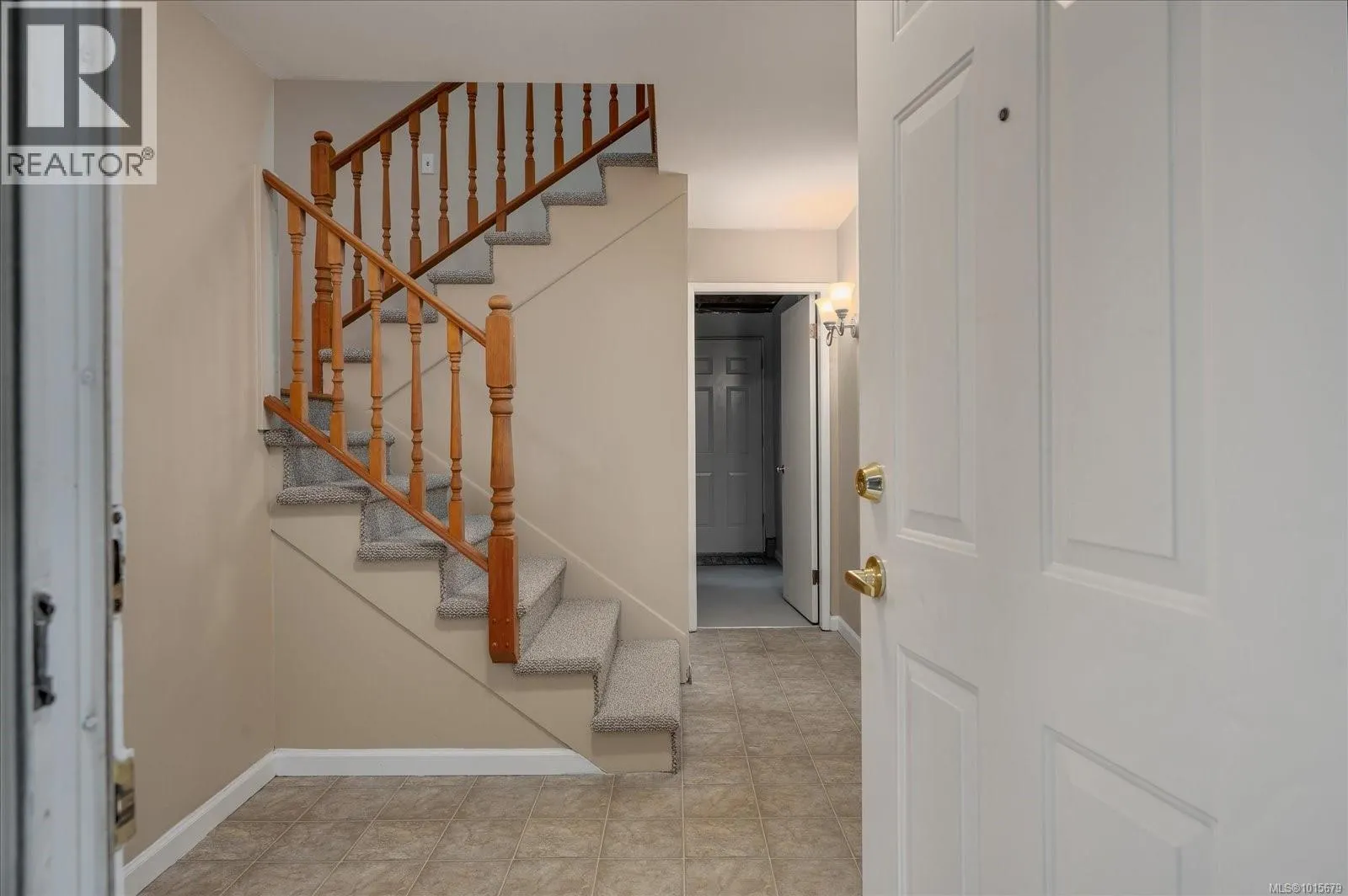 2385 Marlborough Dr