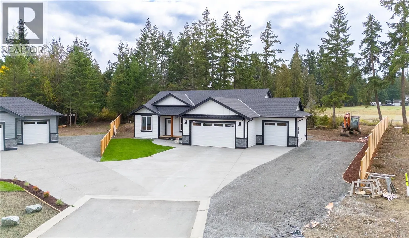 1944 Woobank Rd