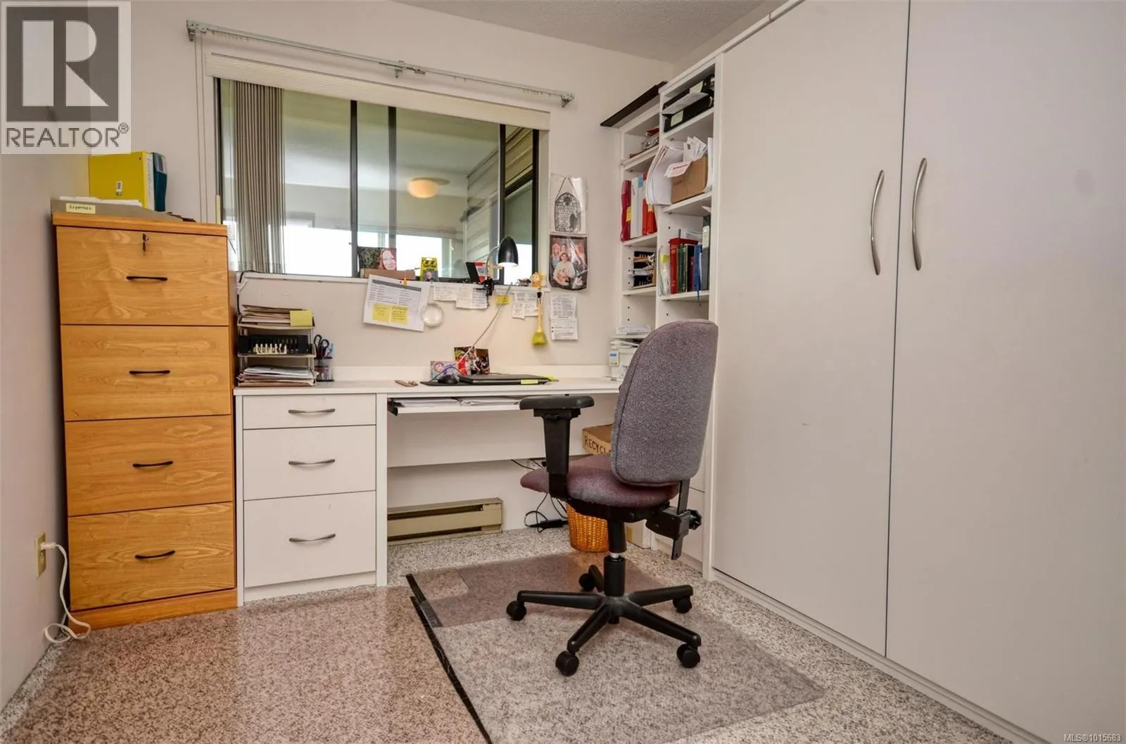 408 3260 Quadra St