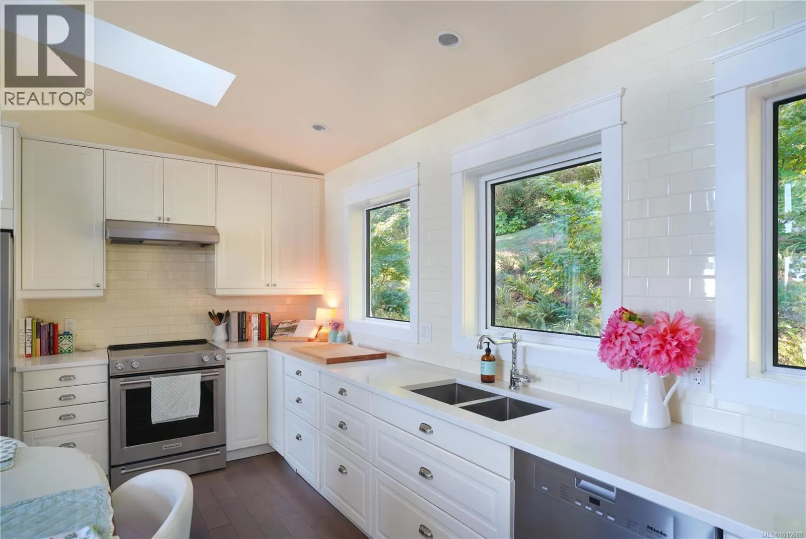 168 Sunrise Pl