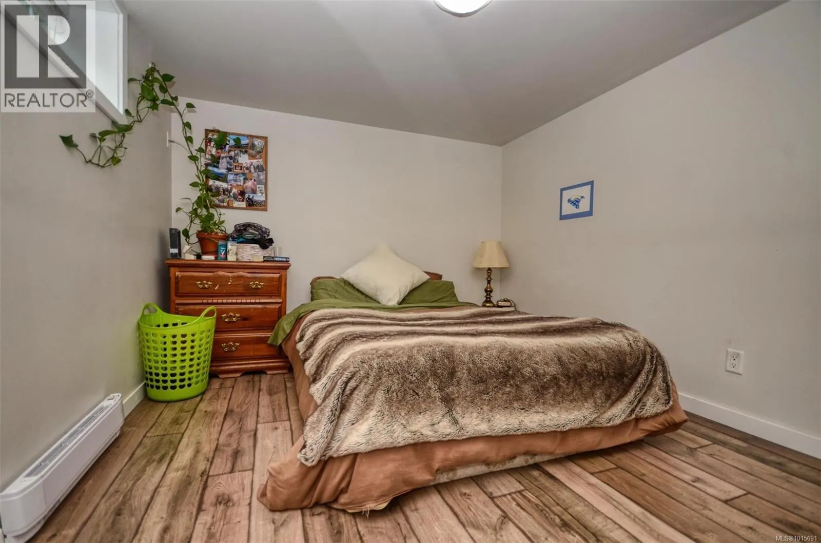 271 Battleford Ave