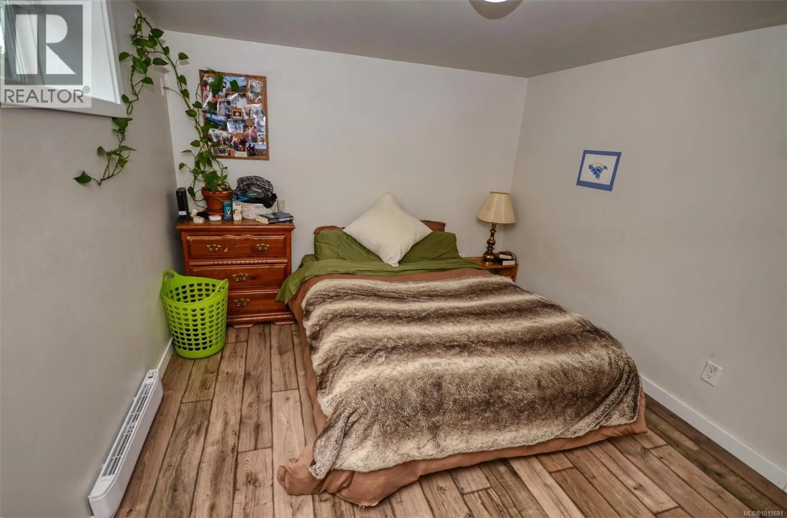 271 Battleford Ave