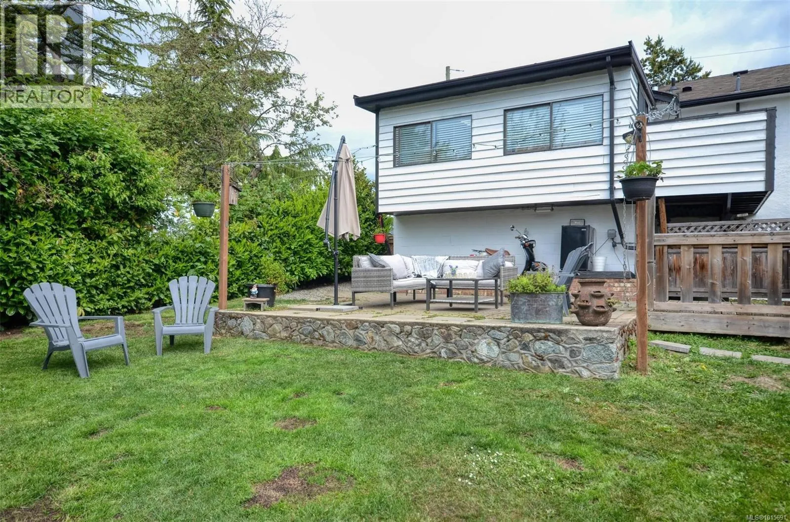 271 Battleford Ave
