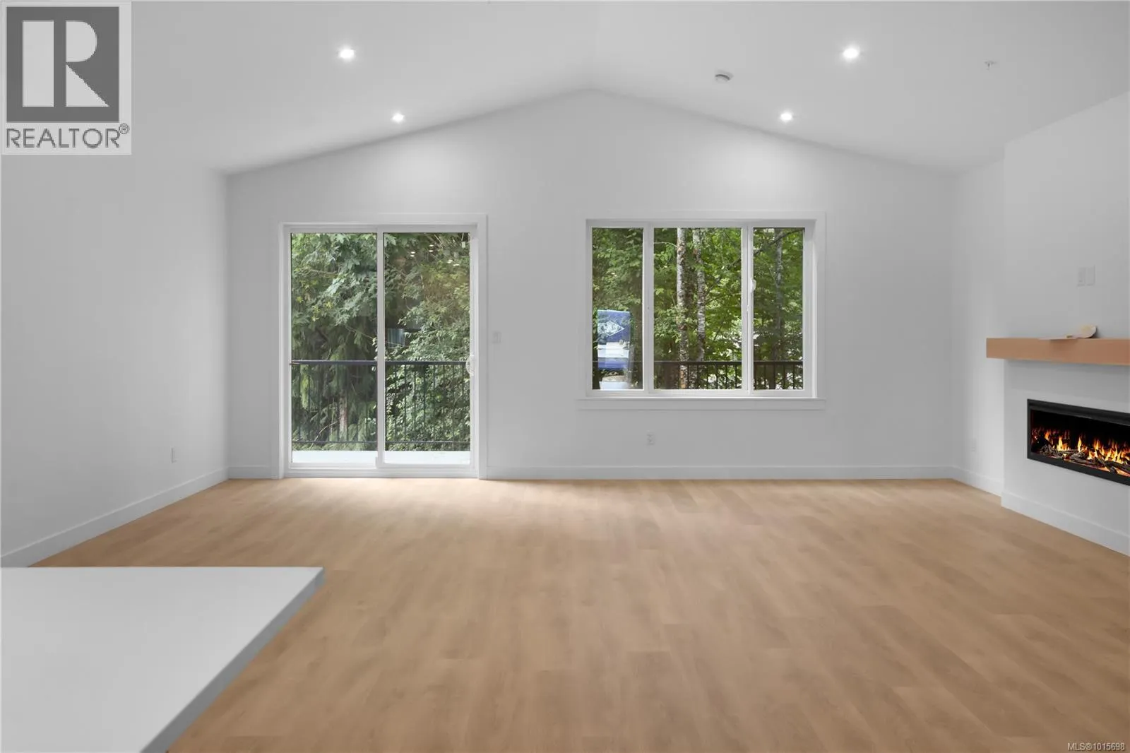 1009 Rozzano Pl