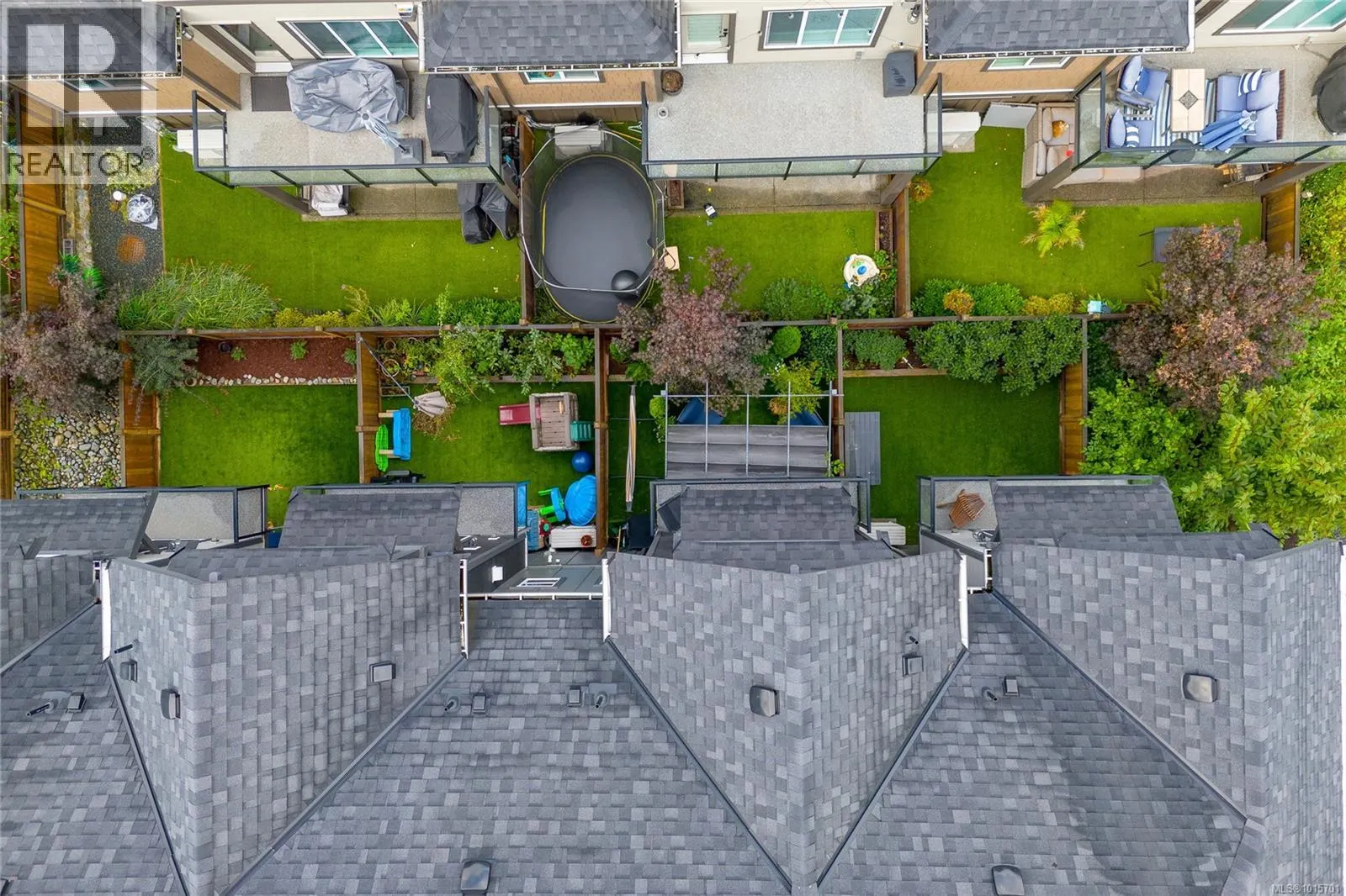 1142 Moonstone Loop