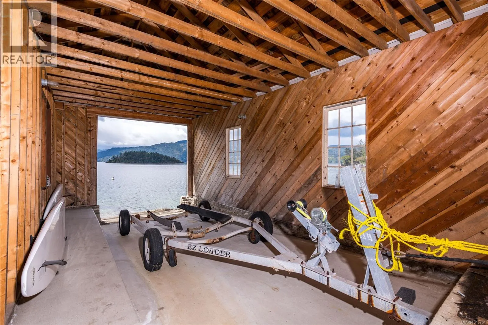 605 Senanus Dr
