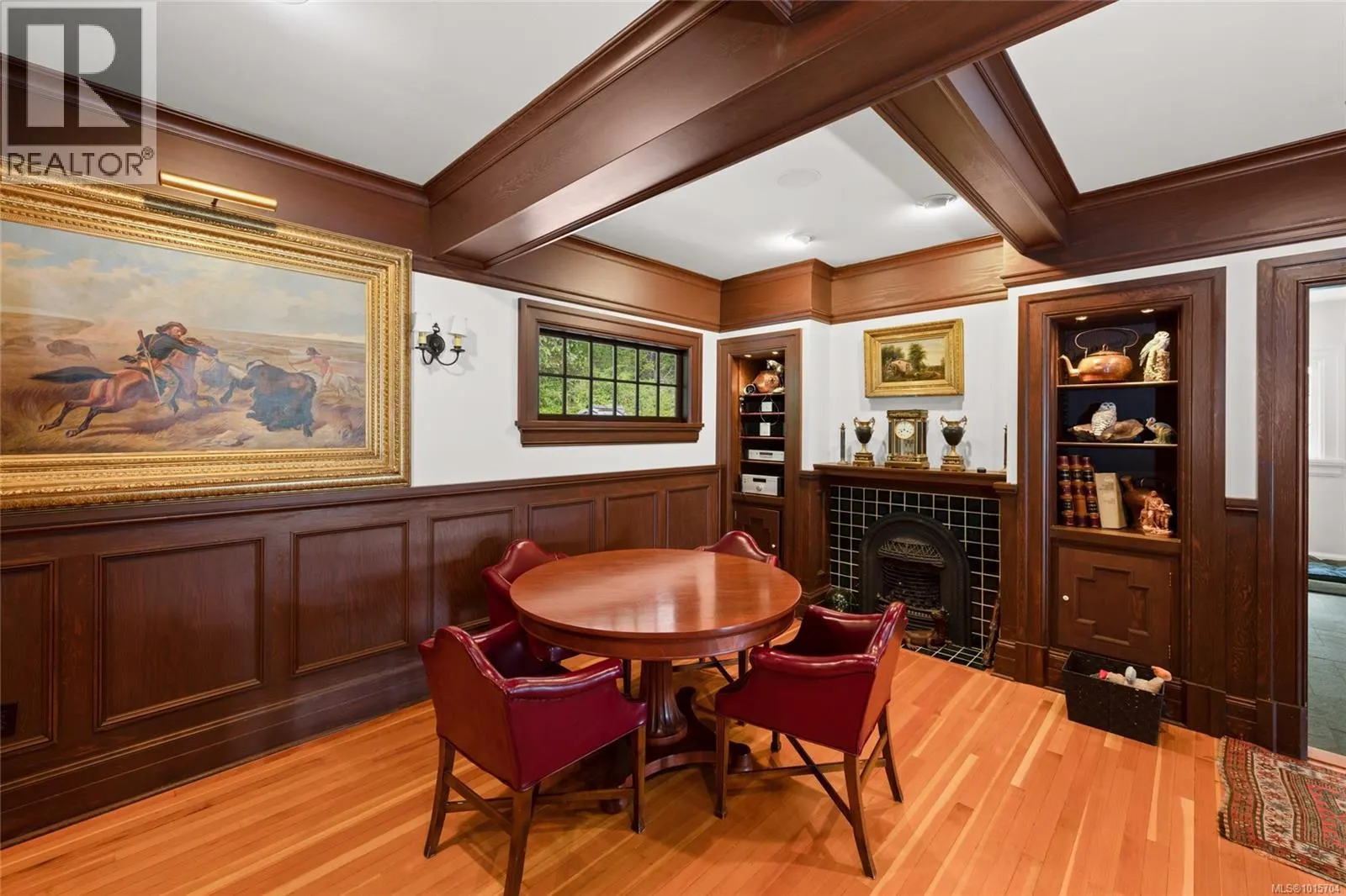 605 Senanus Dr