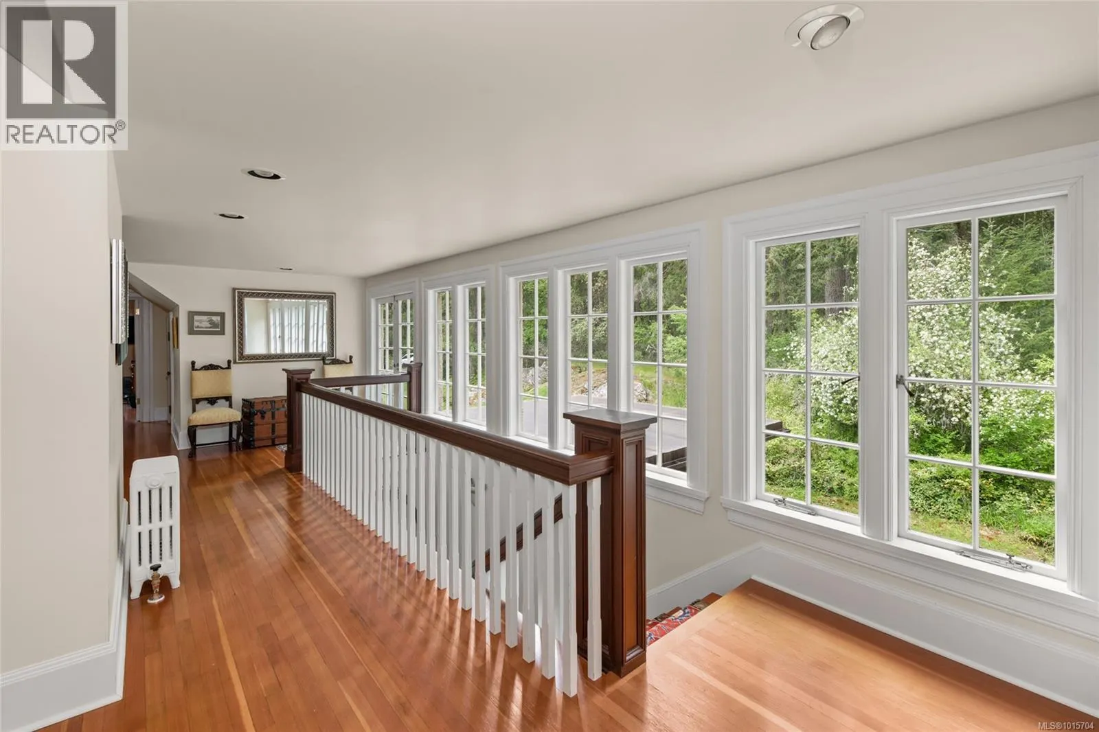 605 Senanus Dr