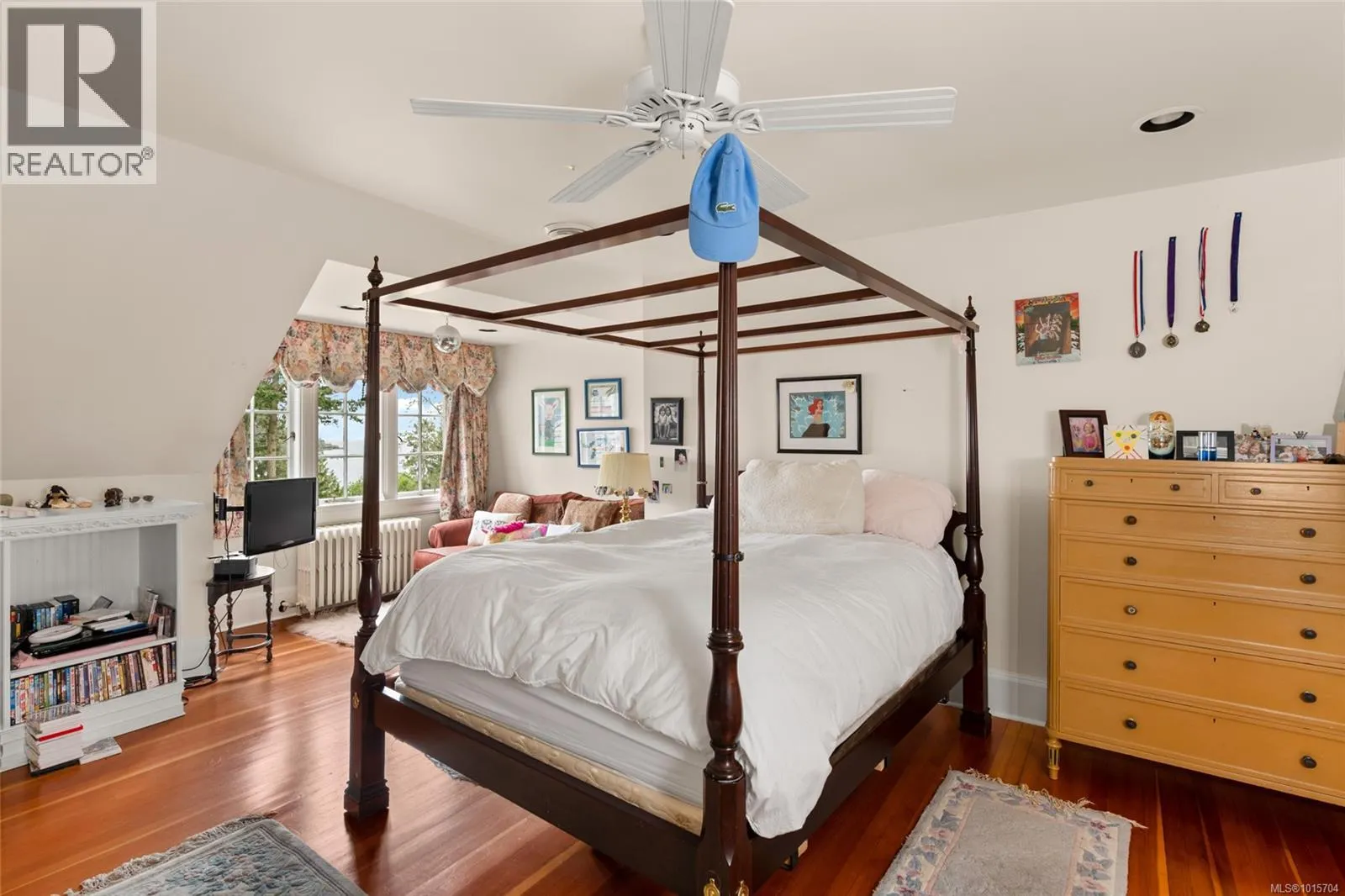 605 Senanus Dr