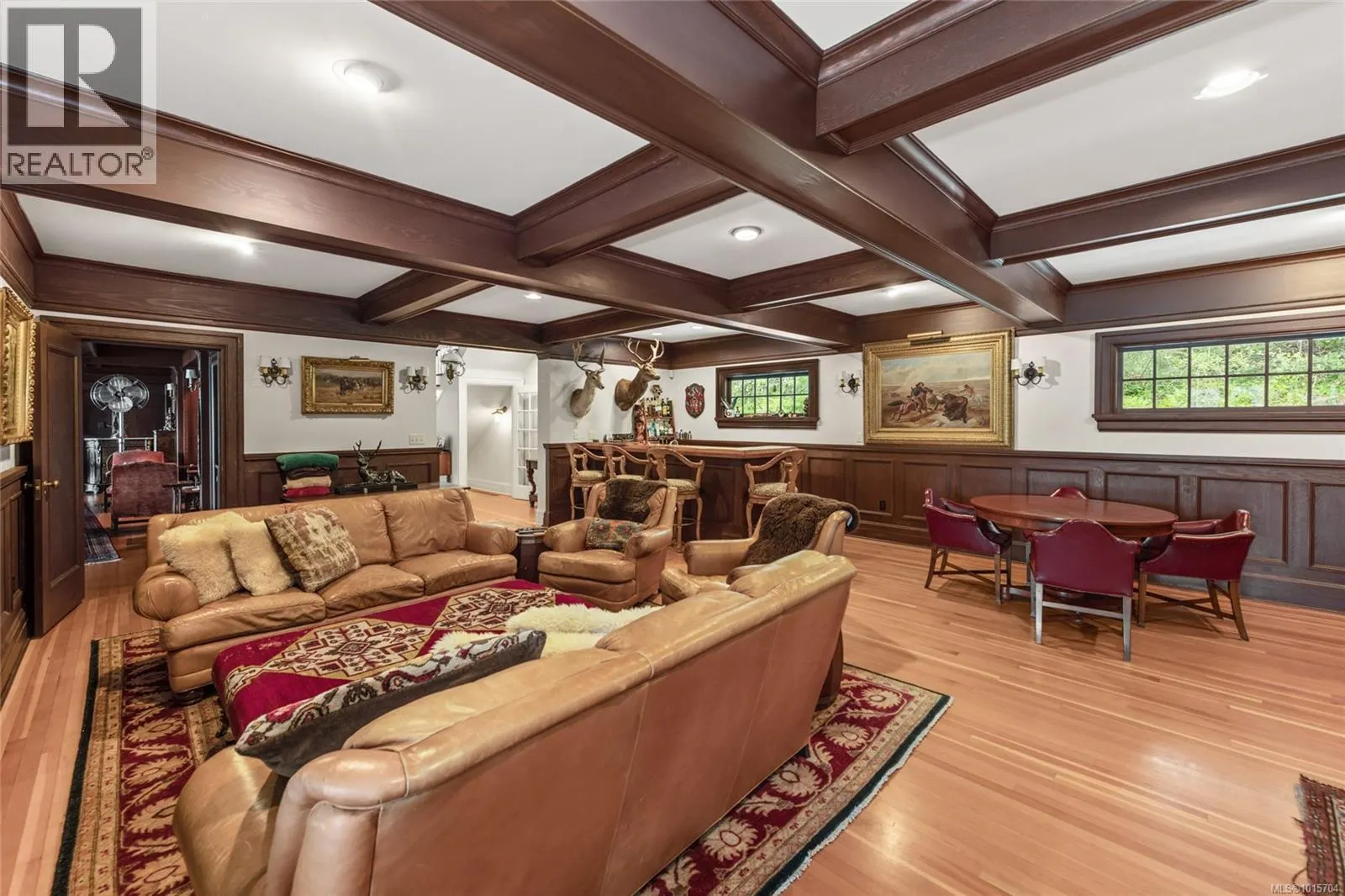 605 Senanus Dr