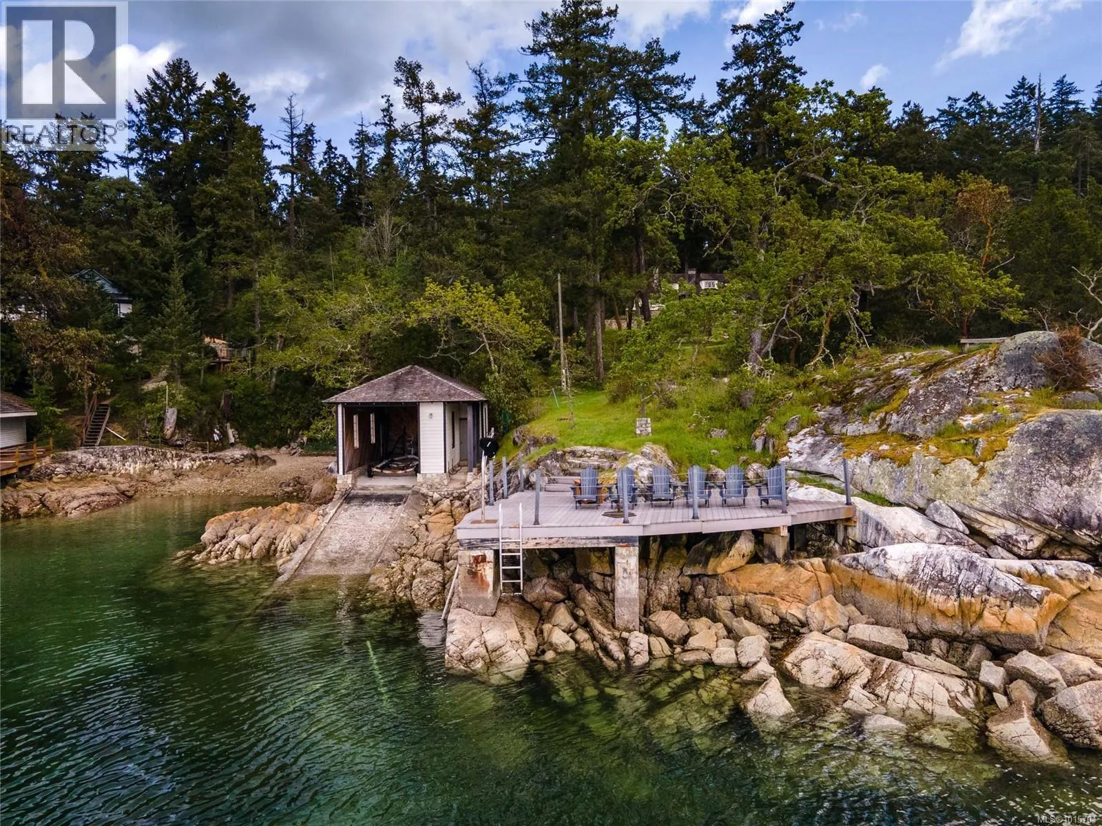 605 Senanus Dr