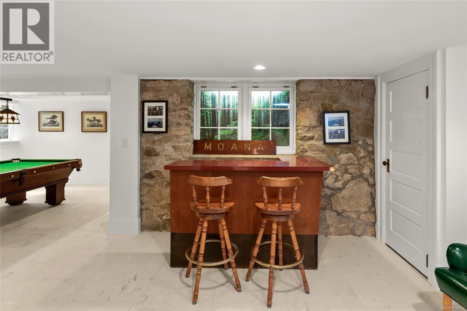 605 Senanus Dr
