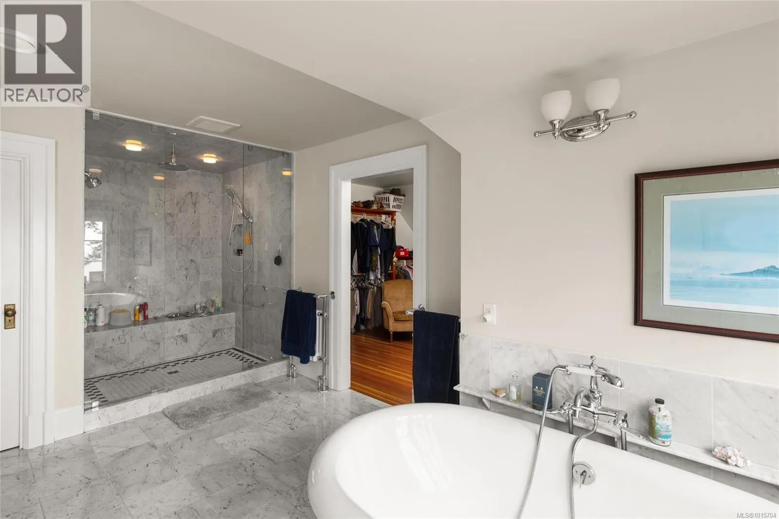 605 Senanus Dr