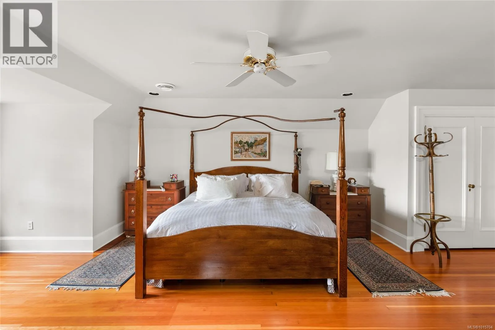 605 Senanus Dr