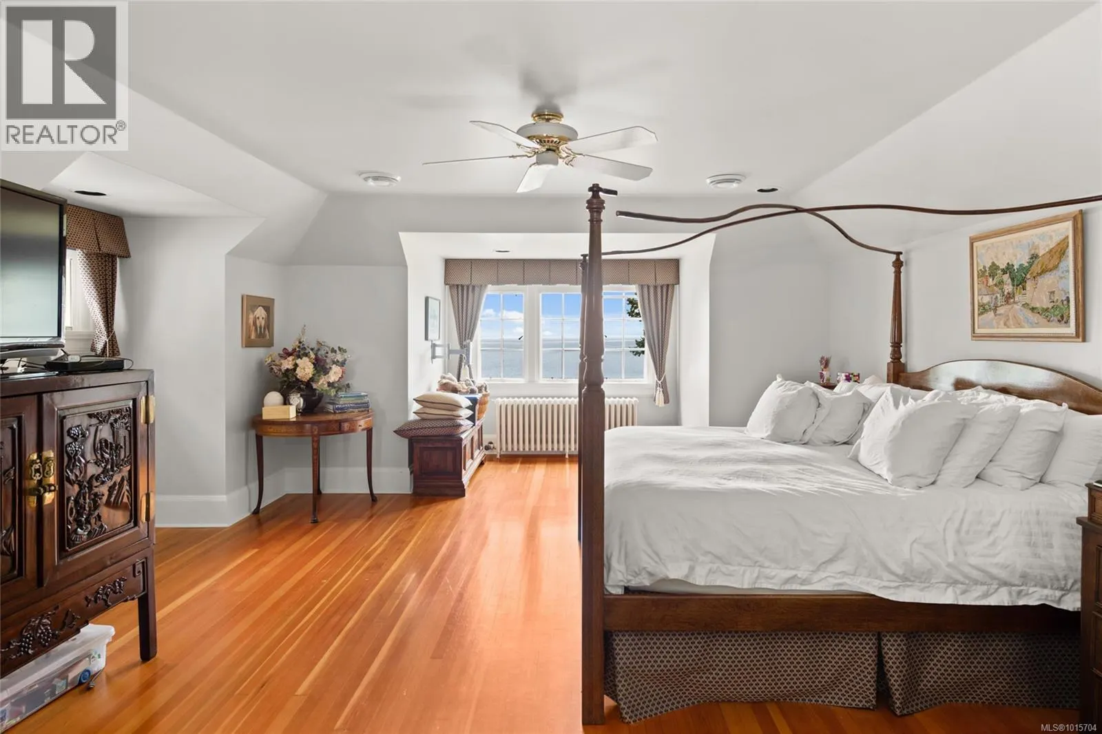 605 Senanus Dr