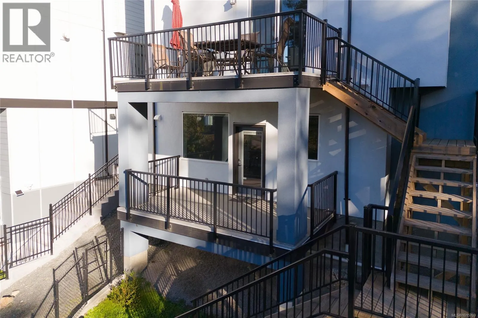 3638 Ridge View Terr