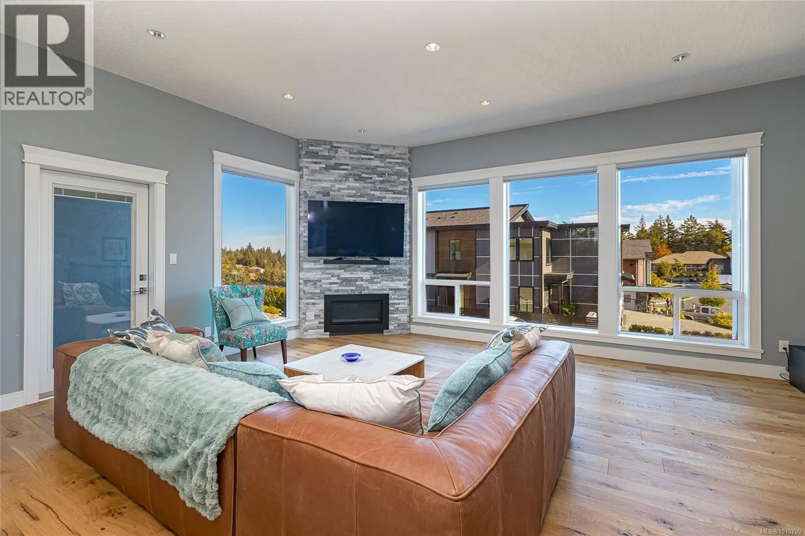 3638 Ridge View Terr
