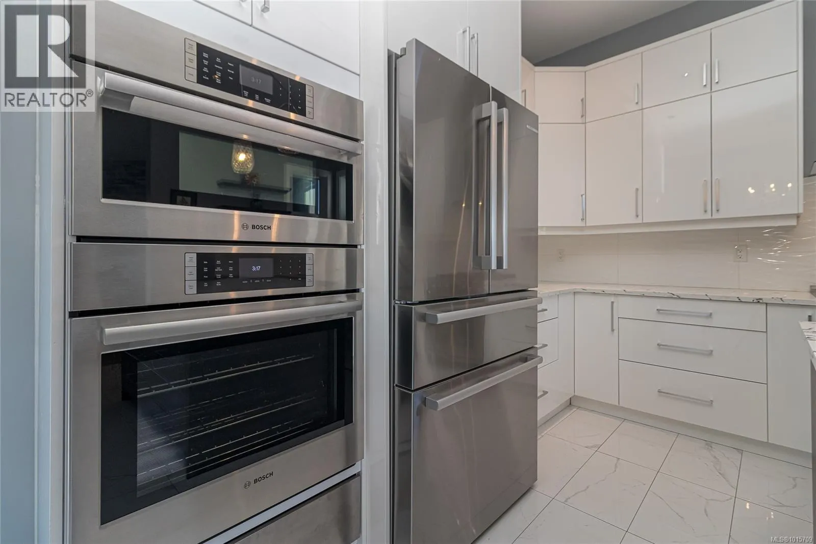 3638 Ridge View Terr