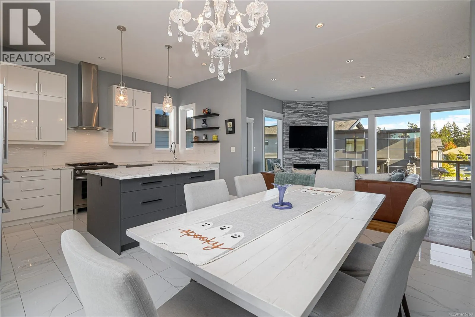3638 Ridge View Terr