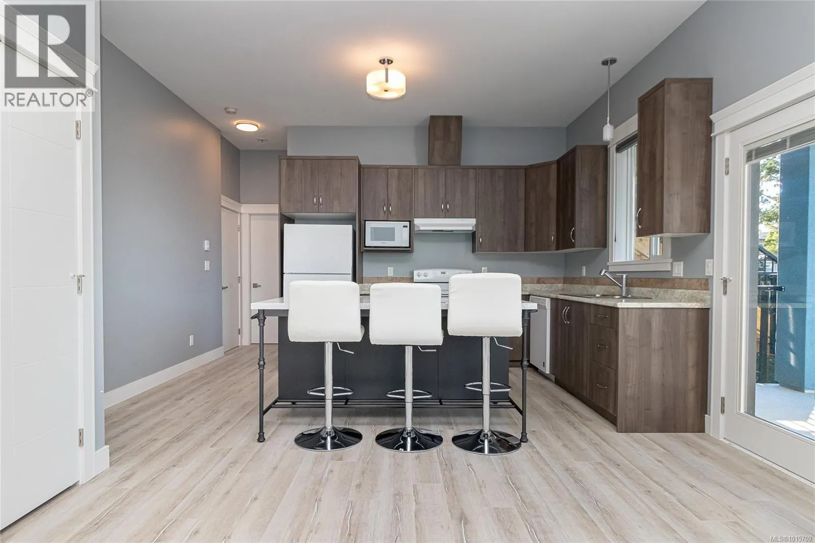 3638 Ridge View Terr