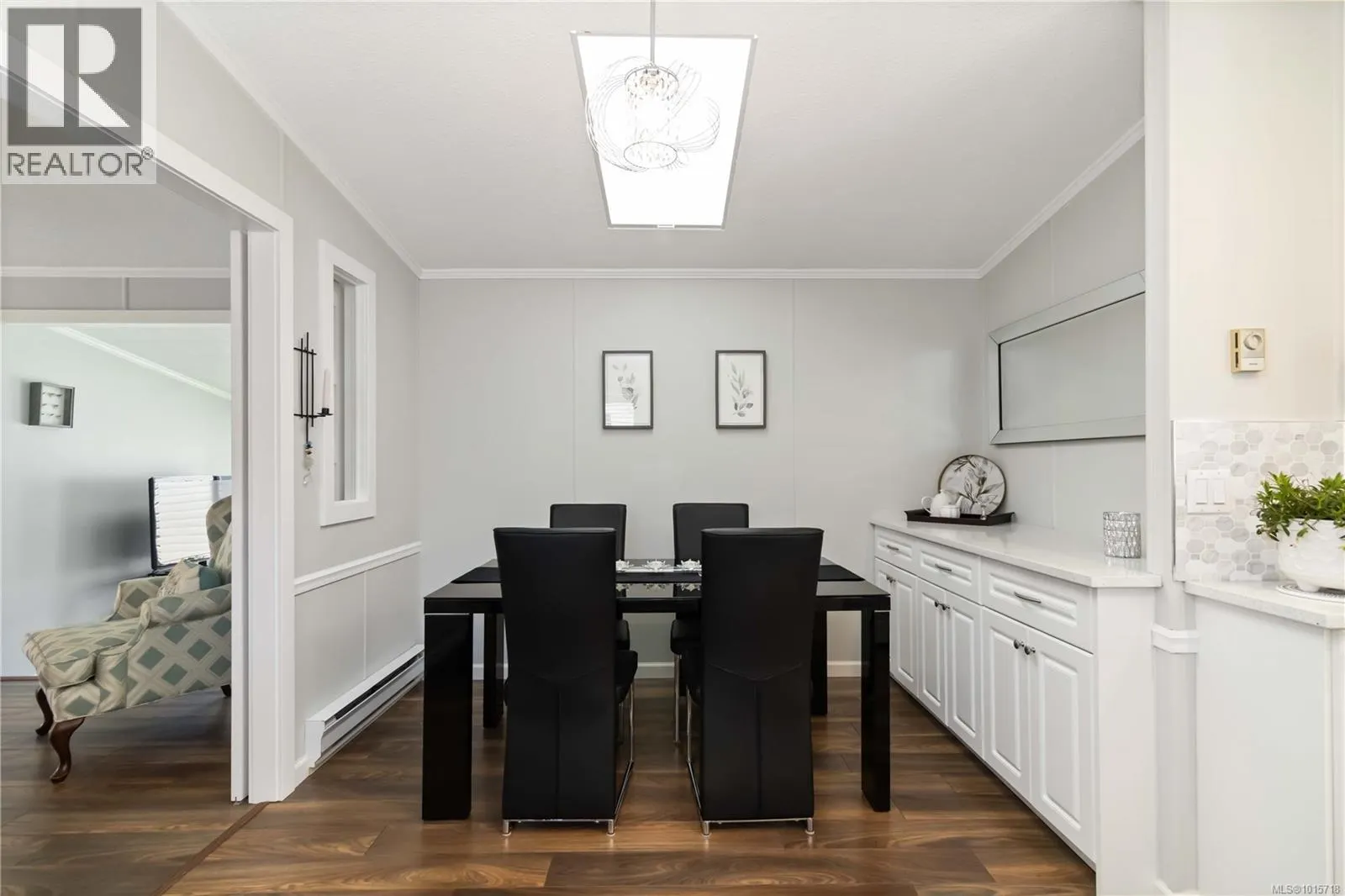 5 7509 Central Saanich Rd