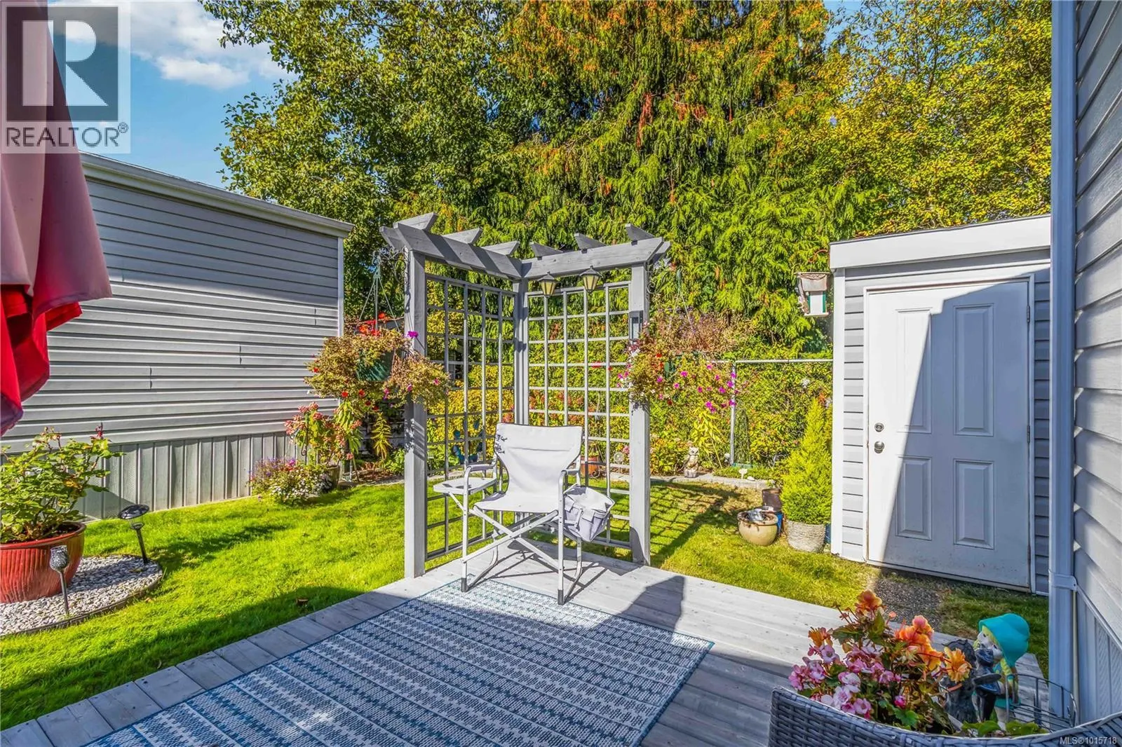 5 7509 Central Saanich Rd