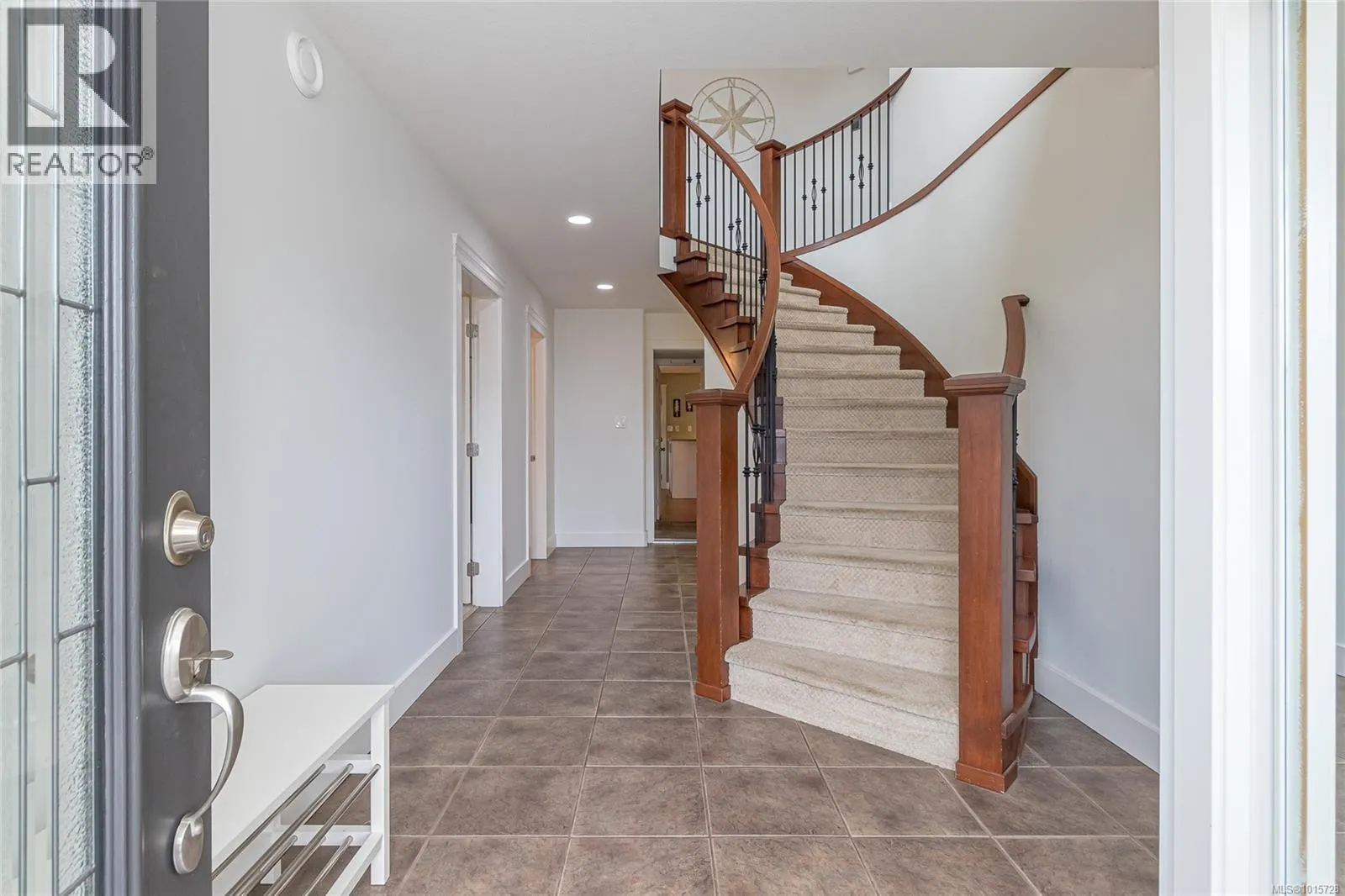 606 Stevens Pl