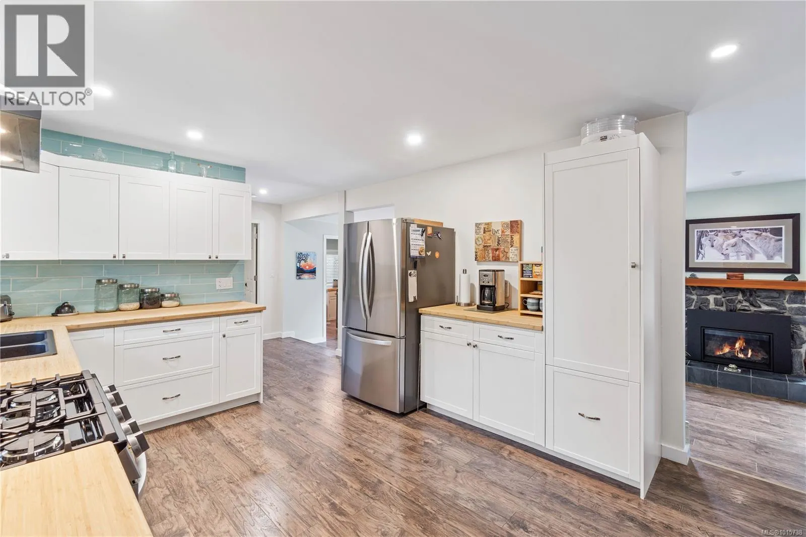 450 Aurora St