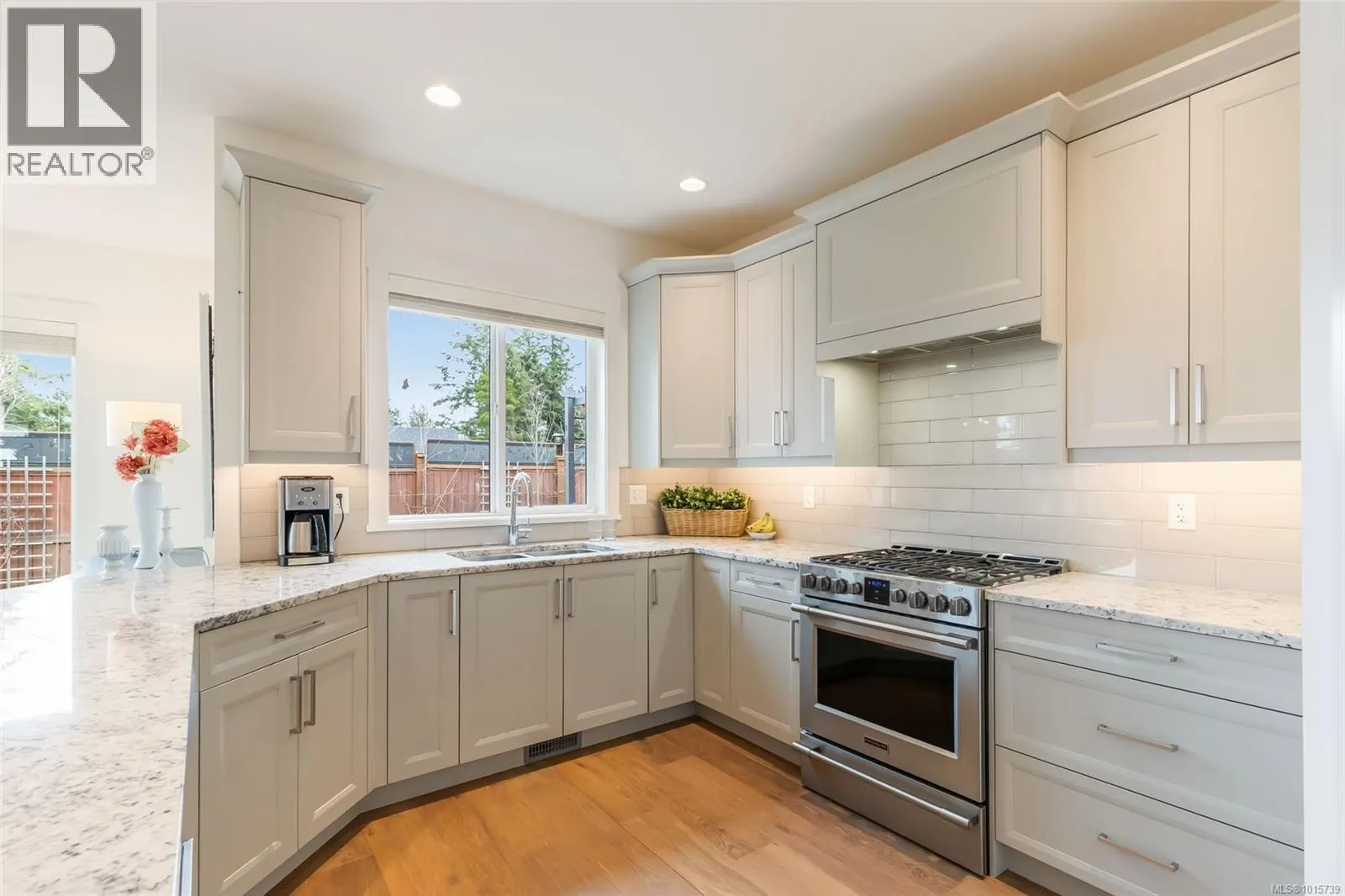 1000 Brookfield Cres