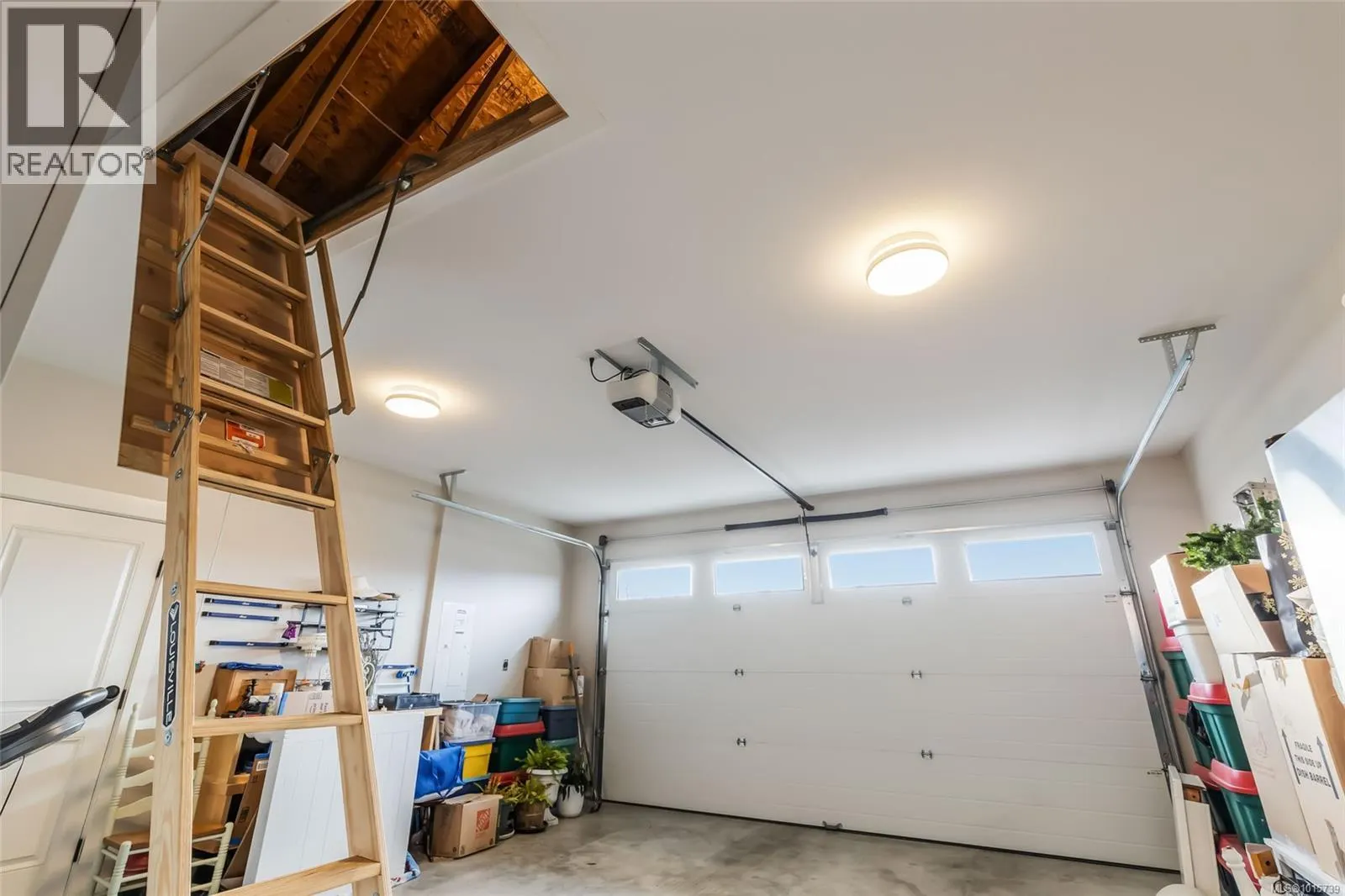1000 Brookfield Cres