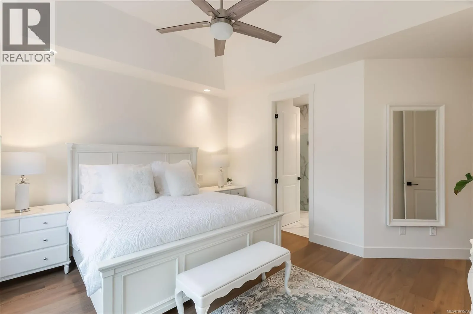 1000 Brookfield Cres