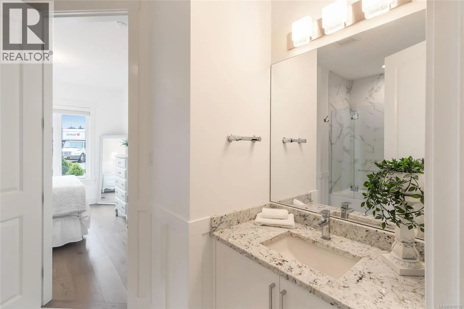 1000 Brookfield Cres