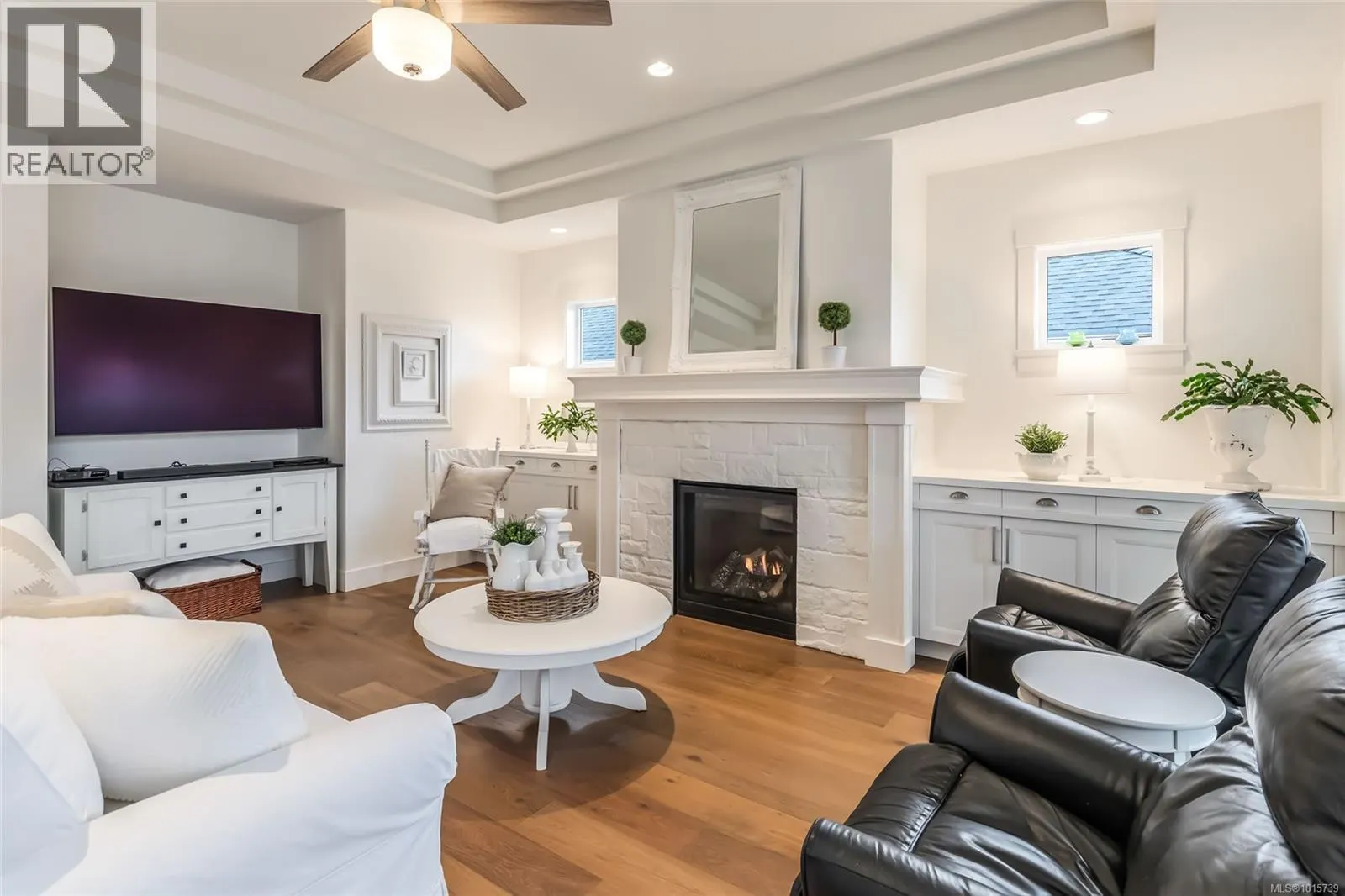 1000 Brookfield Cres