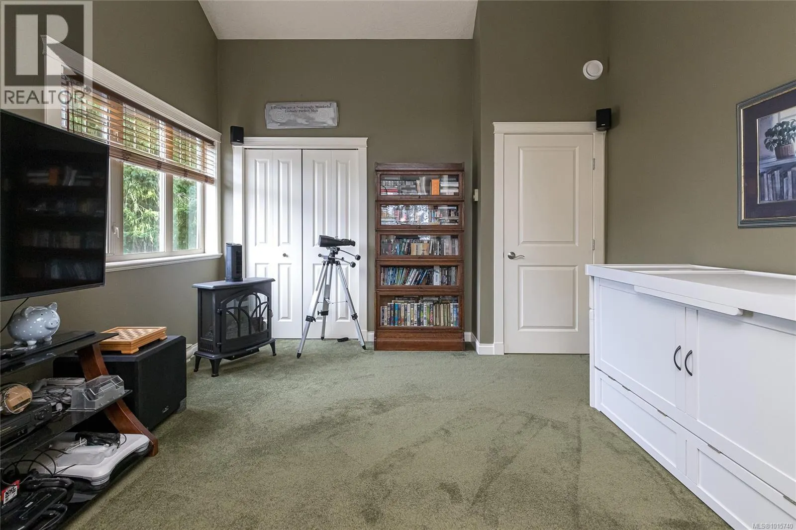 700 Cains Way