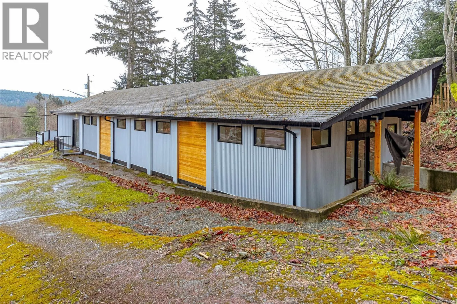 1134 Trans Canada Hwy