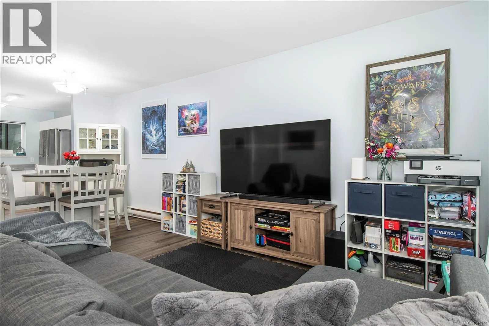 24 555 Rockland Rd