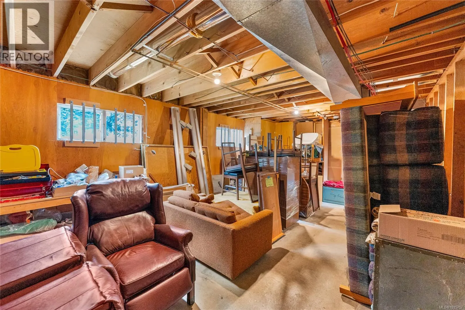 2435 Sutton Rd