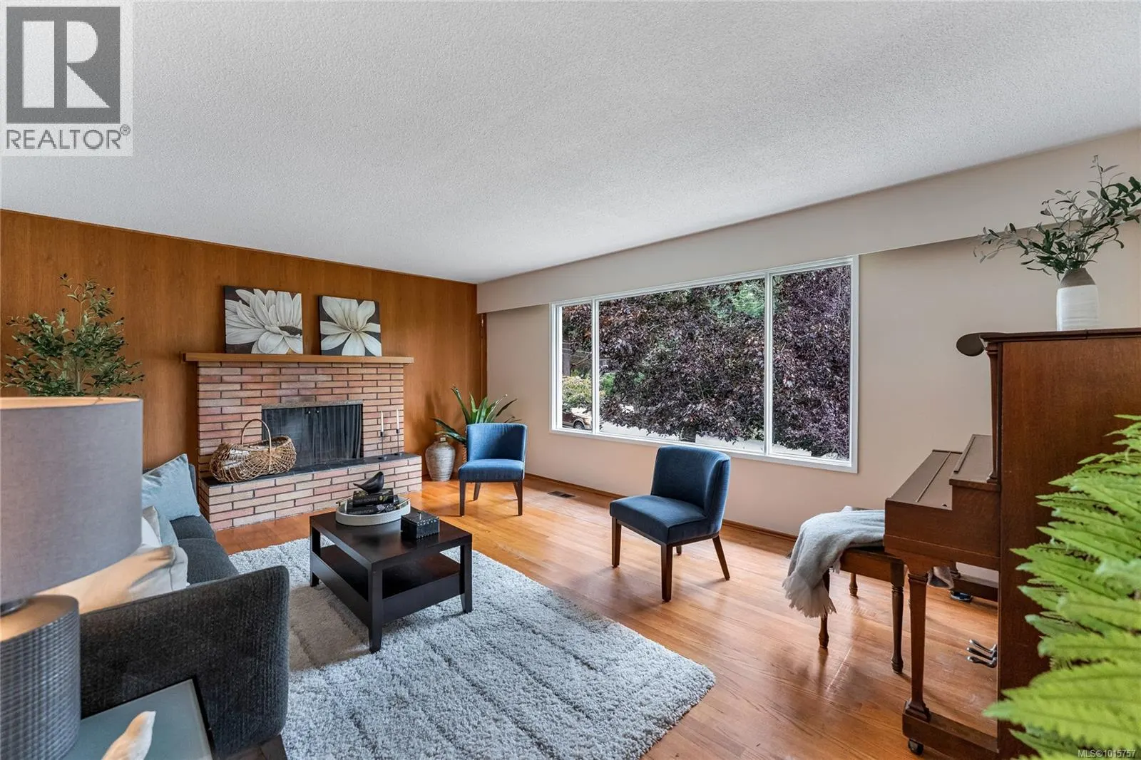 2435 Sutton Rd