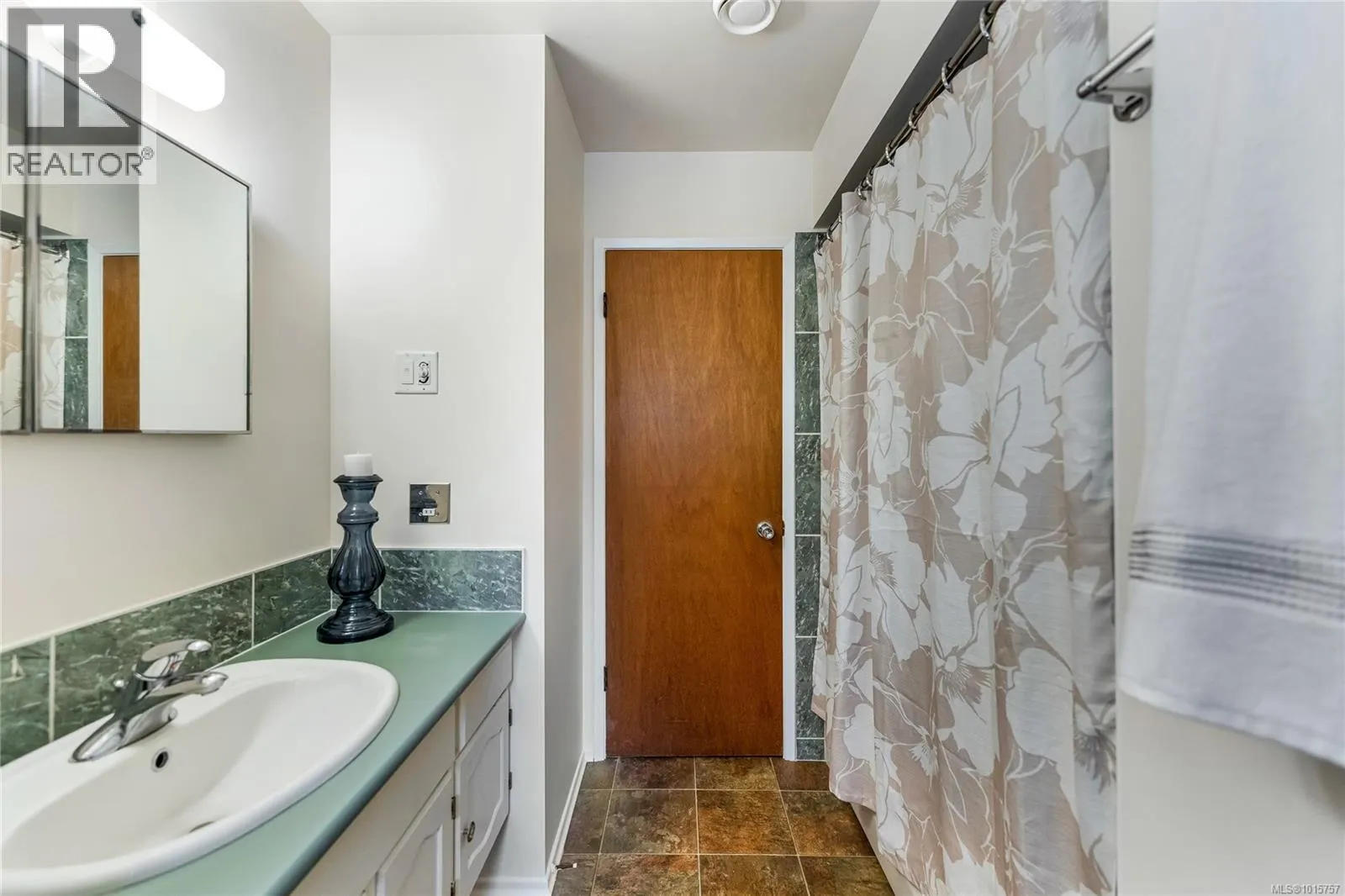 2435 Sutton Rd