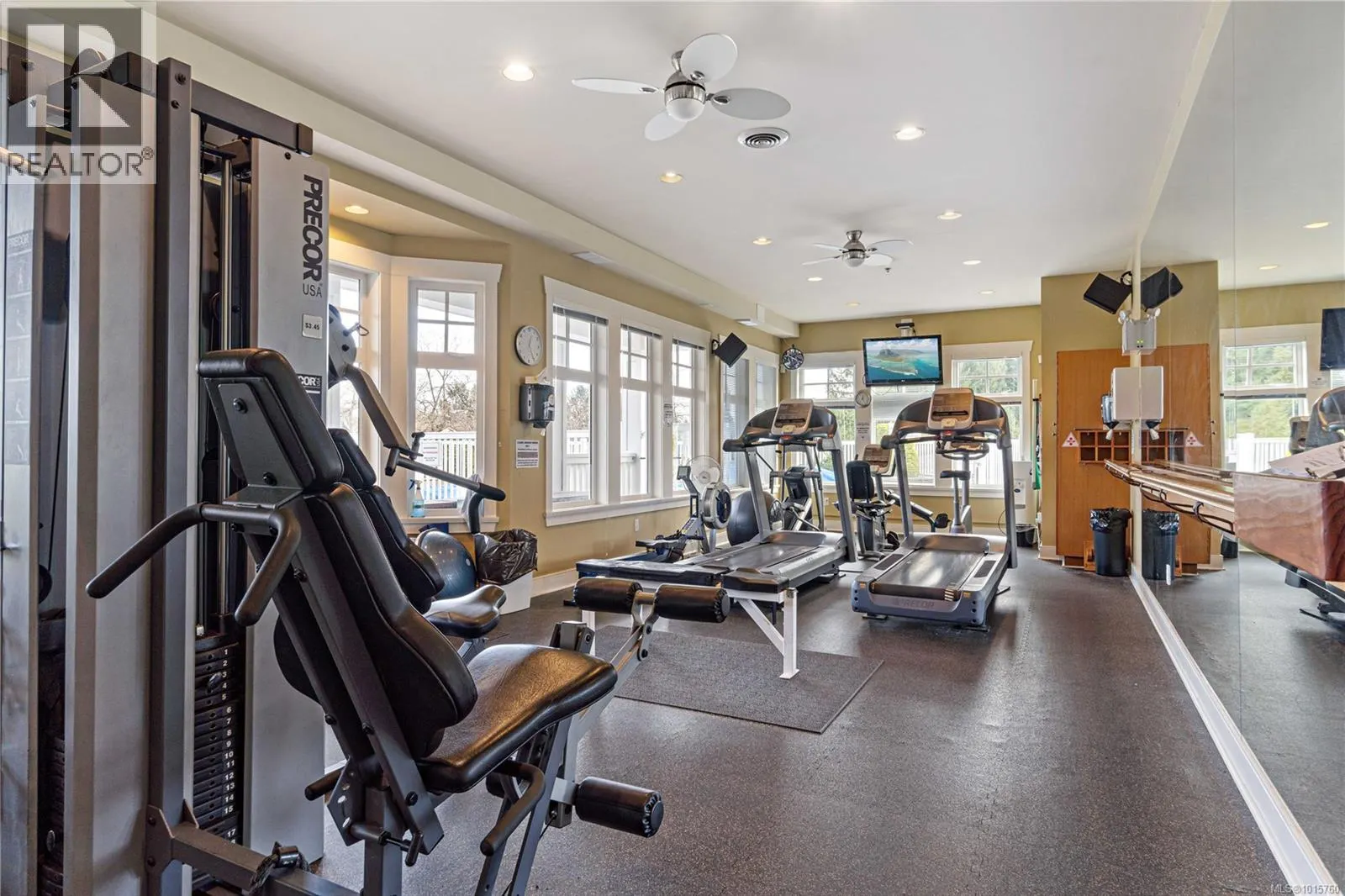 1266 Saturna Dr