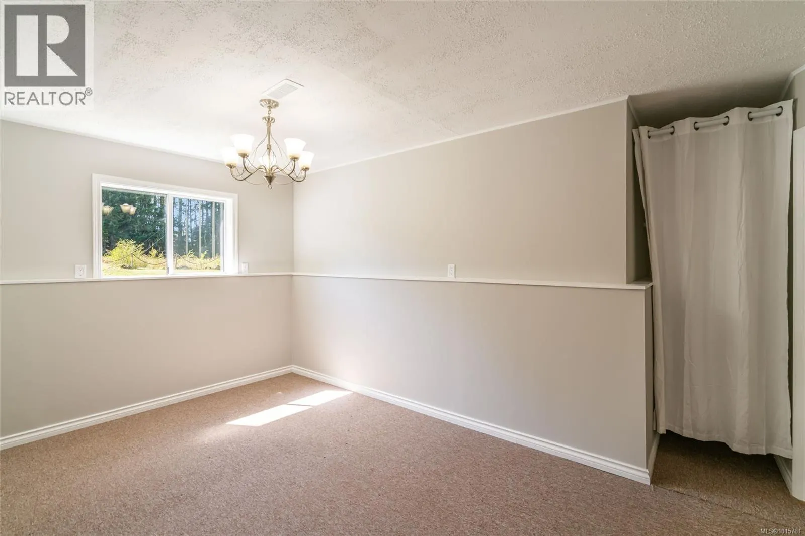 1121 Harewood Mines Rd