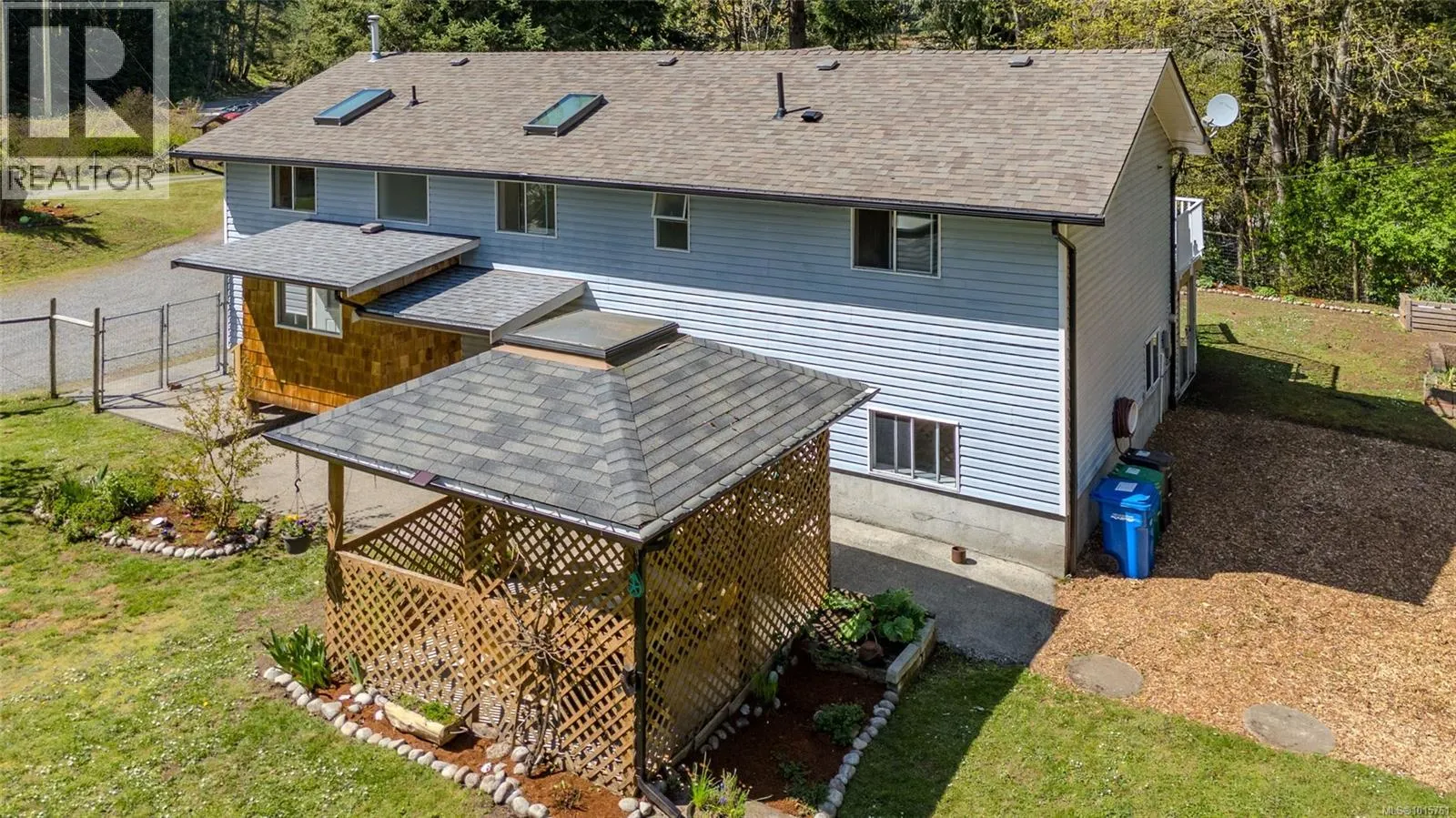 1121 Harewood Mines Rd
