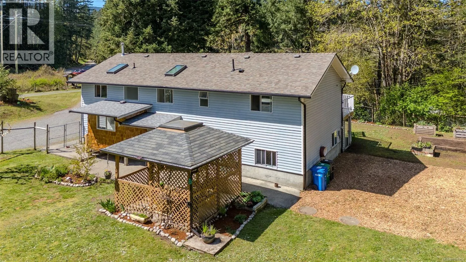 1121 Harewood Mines Rd