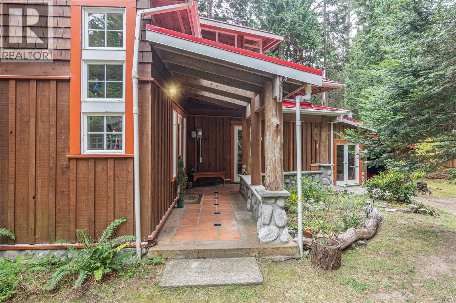 105 Island Park Dr