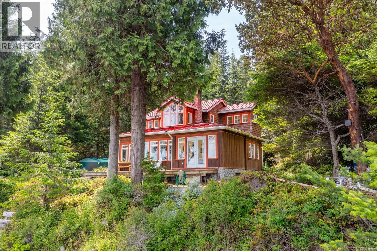 105 Island Park Dr