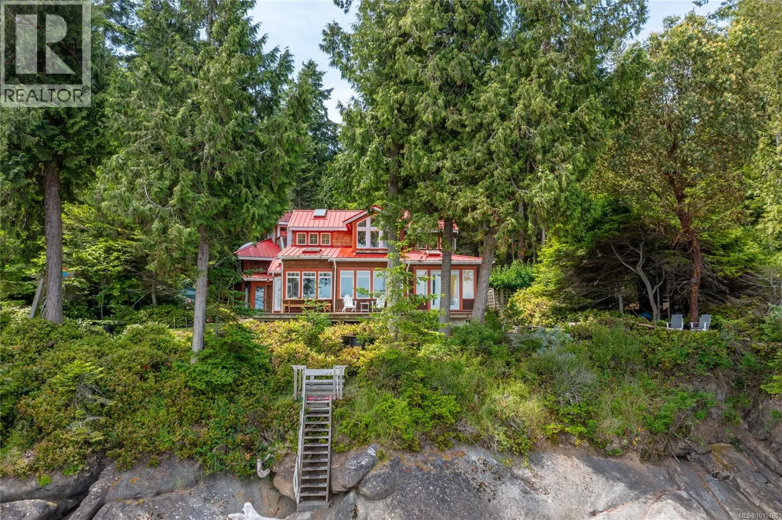 105 Island Park Dr