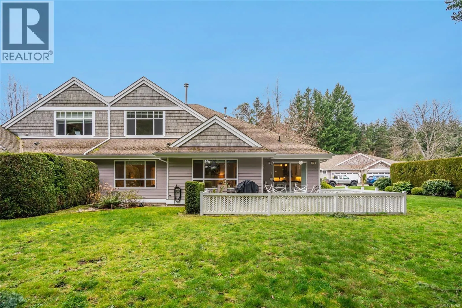 1255 Gabriola Dr