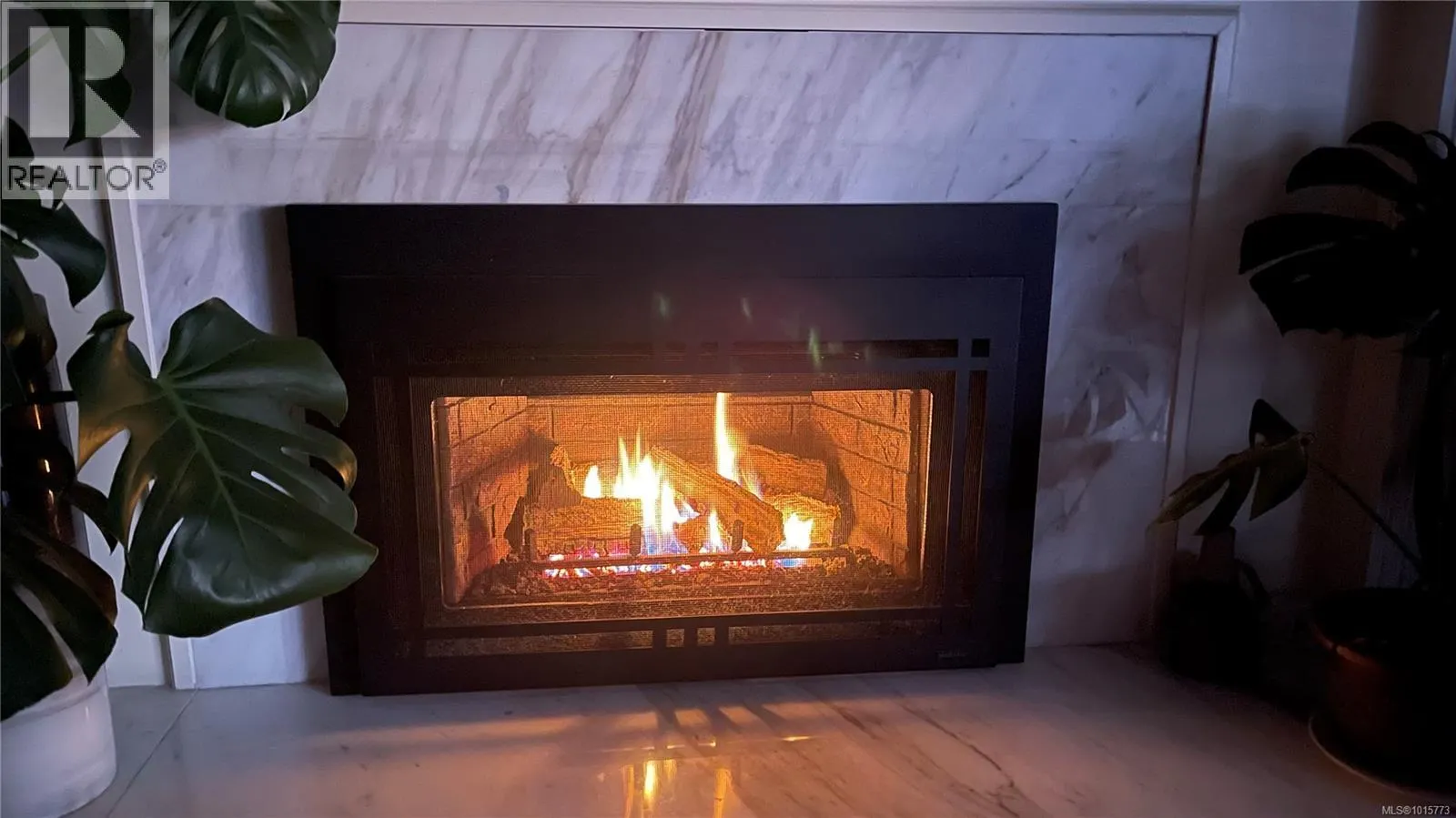 2559 Bermuda Pl W